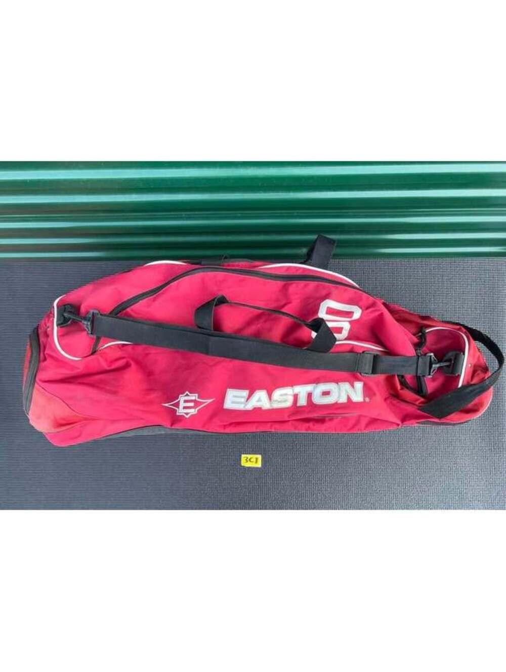 Easton Baseball Softball Equipment Bag